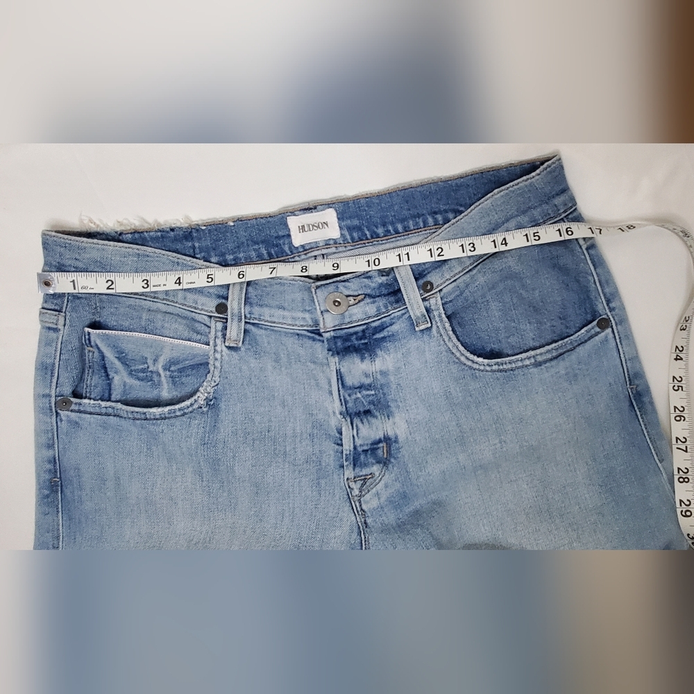 HUDSON size 32- Blue Jeans Light Wash - Picture 5 of 13